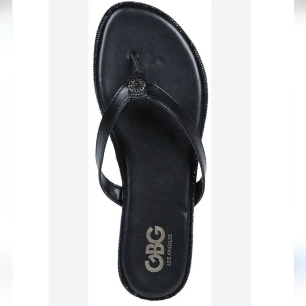 BRAND NEW GBG WOMEN's FAUX LEATHER FLIP FLOPS